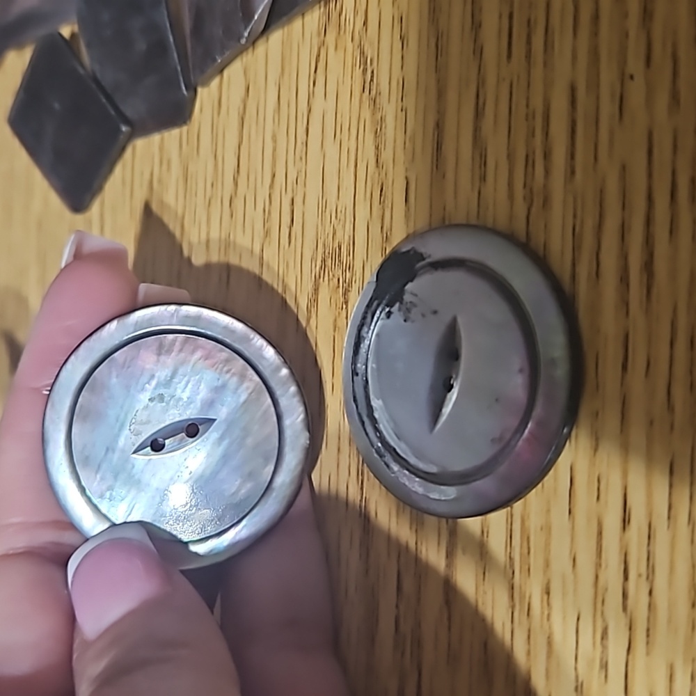 vintage abalone Schell buttons